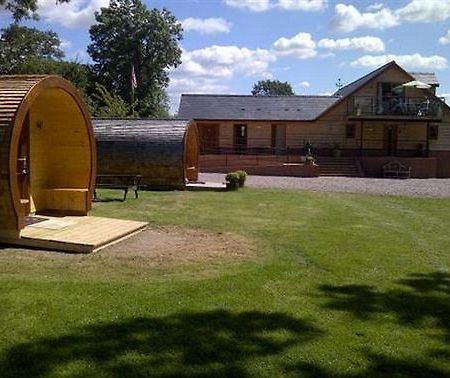 Big Bear Lodge Melverley Esterno foto