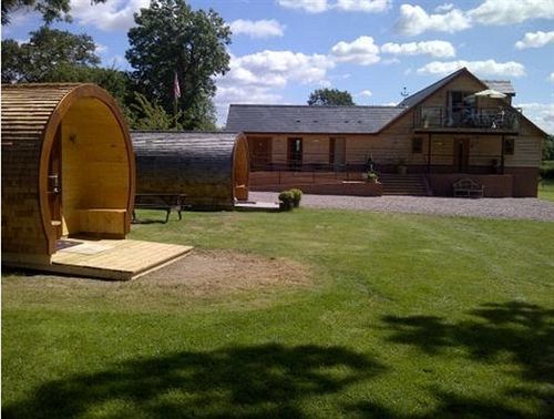 Big Bear Lodge Melverley Esterno foto