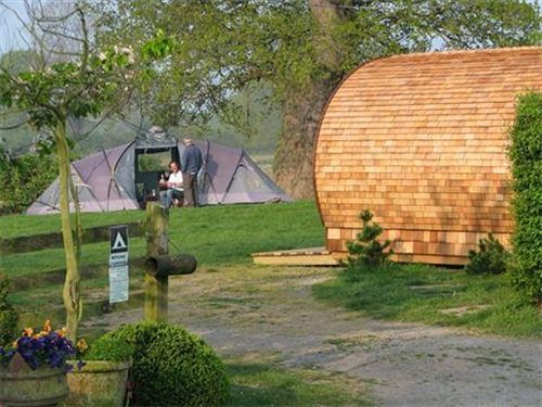 Big Bear Lodge Melverley Esterno foto